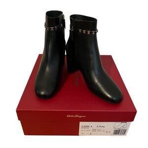 Salvatore Ferragamo Ghila Vara Chain Bootie